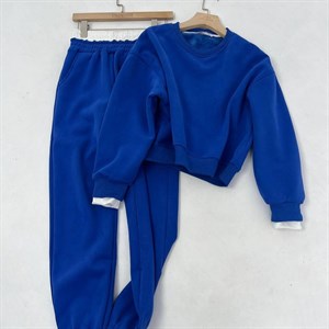 Новая коллекция двойки с имитацией второго слоя – идеальный выбор для вашего гардероба