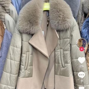 Пальто с мехом