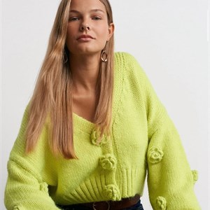   Скоро будет очень много всевозможных вязаных свитеров