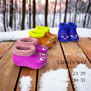  Более 20ти лет занимаемся продажами домашних тапочек