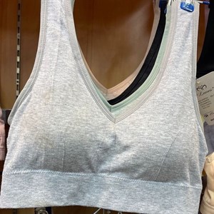 Кыргызстан Бишкек Рынок Кербен Дордой Нижнее белье