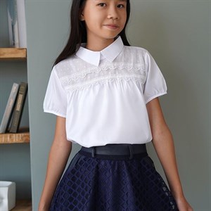 Школьная блузка из шифона Необходимая вещь каждой