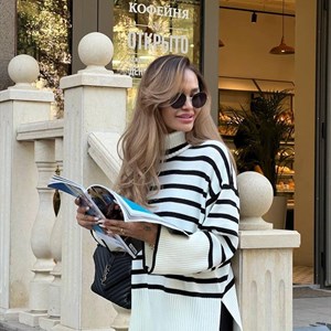  Стильный свитер в полоску Арт 1702  Размеры 42 и