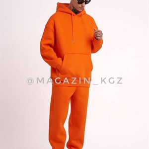 Здравствуйте Вы можете заказать у нас уличную одежду