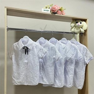 в наличии блузки  Размеры 32 34 36 38 40 Ткань бенгалин