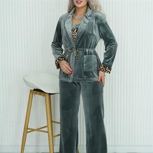   Тройка Костюм  Размерный ряд 48 54  Контакты 996