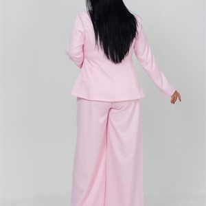 Шикарные новинки женской одежды больших размеров