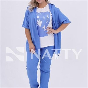 Элегантная модель тройки идеально подойдет для девушек