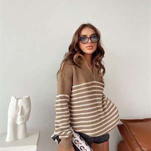 В наличии тёплые и мягкие свитера с замком Оптом и