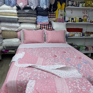 Если в комплекте сделать вставки вышивки то он сразу