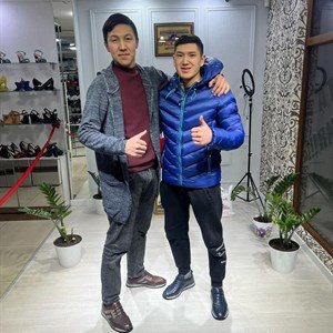 Уважаемые друзья для Вас и Куртки и Кардиган есть