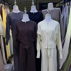 Расцветки женской одежды — Aika Collection
