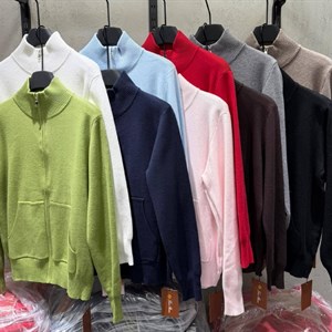 Новая женская одежда KAPSULA BRAND — стильные модели