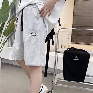 Шорты отличного качества Размер не маломерят Возраст