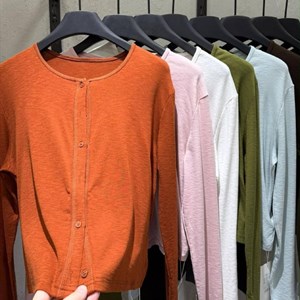 Новая коллекция женской одежды KAPSULA BRAND — стильные образы
