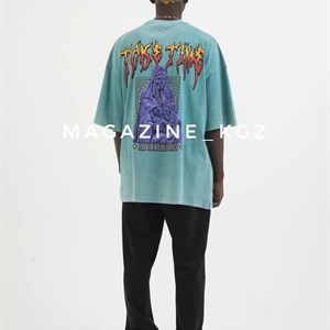 Здравствуйте Вы можете заказать у нас уличную одежду