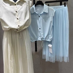 Женская одежда KAPSULA_BRAND на рынке ДОРДОЙ — стильные образы офлайн