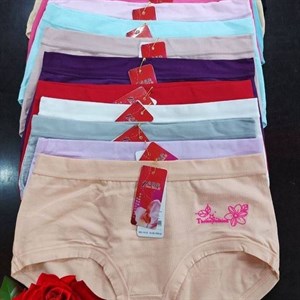 Кыргызстан Бишкек Рынок Кербен Дордой Нижнее белье