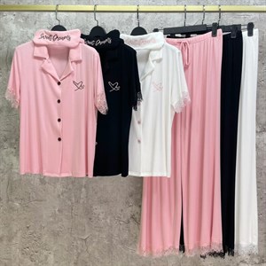 Комфорт и стиль: идеальный комплект домашней одежды