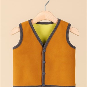 Флисовый жилет для детей – идеальный выбор для прогулок и игр на улице