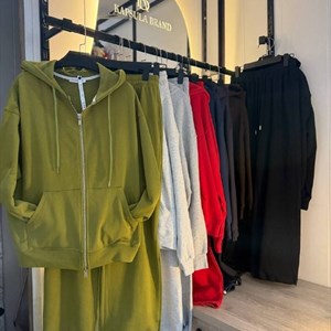 KAPSULA_BRAND — женская одежда на рынке Дордой в Бишкеке