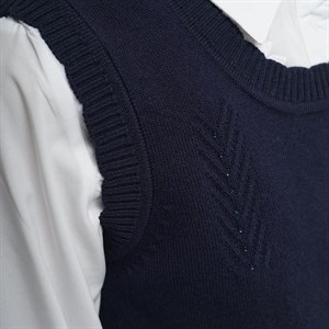 Стильные и модные школьные жилеты для девочек и подростков