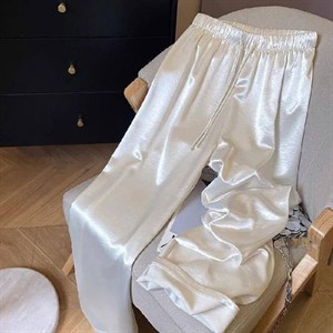 Женская одежда из Гуанчжоу: новые расцветки и трендовые модели 🤩 | АЗС Север, Чимкент