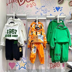 Новое поступление спортивных костюмов