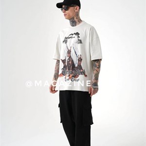 Здравствуйте Вы можете заказать у нас уличную одежду