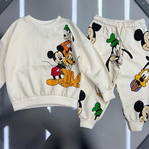 ОПТОВАЯ ЦЕНА 1000сомов размеры с 2 6лет в линейке