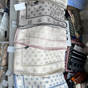 Женский кашемировый платок 90×90 см — ручной подгиб, Китай