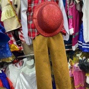 Немецкий костюм мальчик 30 36размер 750сом