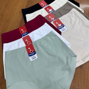 Высококачественное нижнее белье и пижамы оптом от производителя в Бишкеке