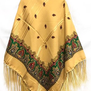 ПЛАТКИ С БАХРОМОЙ ОПТОМ 450 сом РОЗНИЦА 500 сом РАЗМЕР