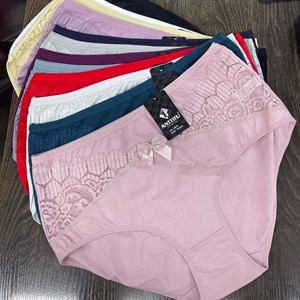 Кыргызстан Бишкек Рынок Кербен Дордой Нижнее белье