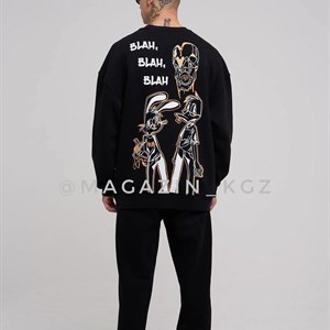 Здравствуйте Вы можете заказать у нас уличную одежду