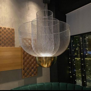 В наличии дизайнерская люстра