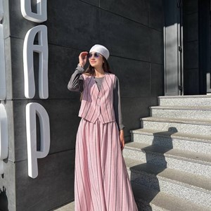 Стильная двойка в трендовую полоску из дышащей ткани | Мусульманская одежда