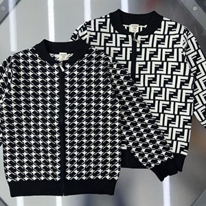 ОПТОВАЯ ЦЕНА 750сомов размеры с 6 14лет в линейке