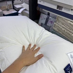 Качественные подушки Hilton средней жесткости - идеальный выбор для вашего сна