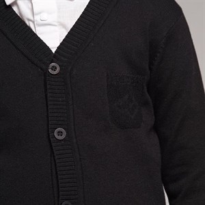 Школьные кофты для мальчиков 2022 года вы подберете