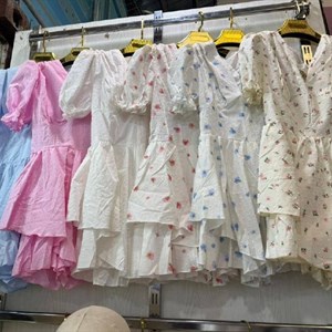 Женское комбез-платье с юбкой-шортами, рукав-фонарик и принтом мелкий цветочек