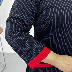 Новинка Офисное платье с яркими акцентными вставками