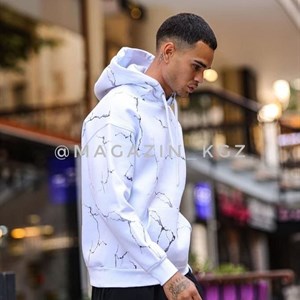 Здравствуйте Вы можете заказать у нас уличную одежду