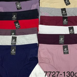 Дордой рынок Кербен Мир белья Ряд 6 контейнер 07