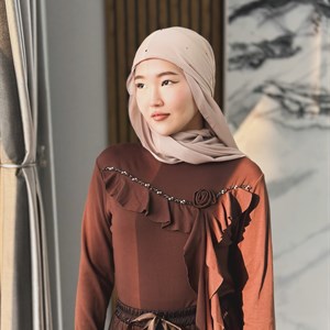 Модная женская одежда - кофты, юбки и аксессуары с доставкой по всему миру