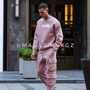 Здравствуйте Вы можете заказать у нас уличную одежду