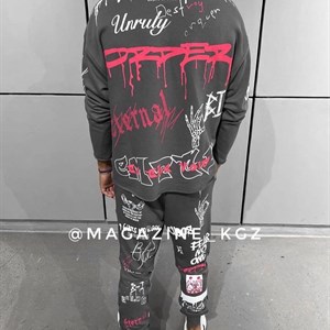 Здравствуйте Вы можете заказать у нас уличную одежду