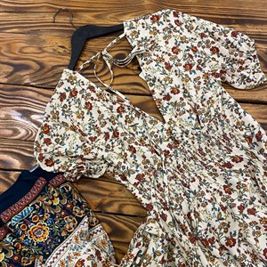 Очень красивое платье от BSL       6500