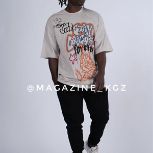 Здравствуйте Вы можете заказать у нас уличную одежду